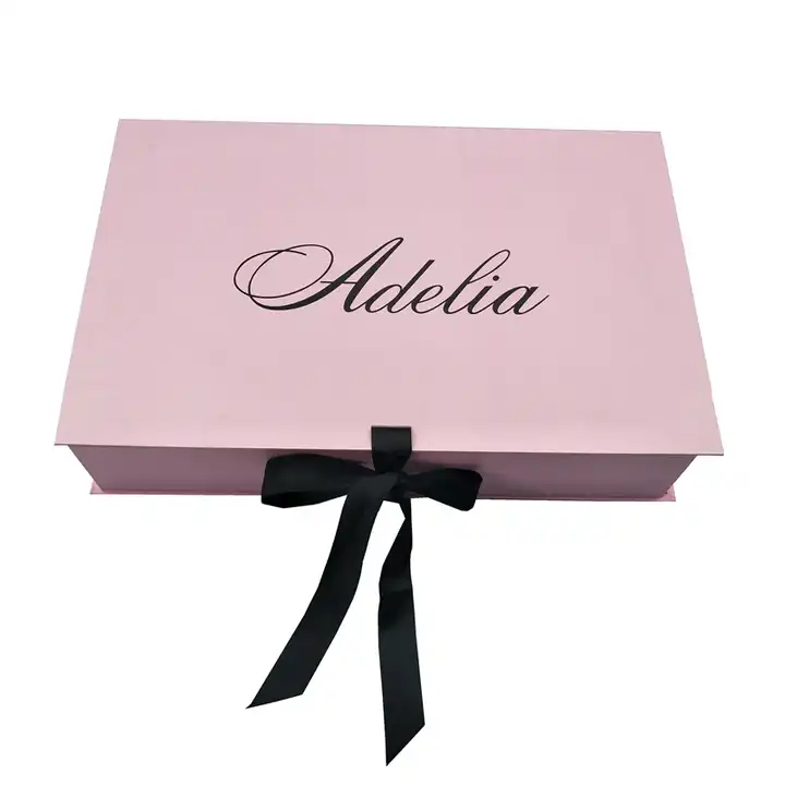 Cutie de &icirc;mbrăcăminte