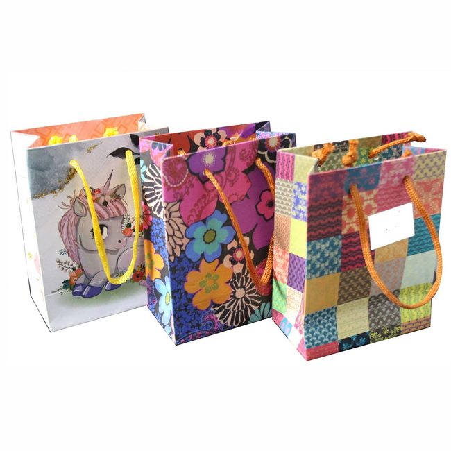 Топ производители и доставчици на чанти за подаръци в Чехия