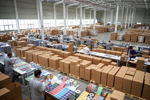 Global Custom Packaging Supply Chain.jpg